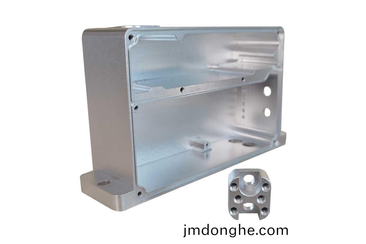 鋁(lv)外(wai)殼(ke)CNC加(jia)工(gong)